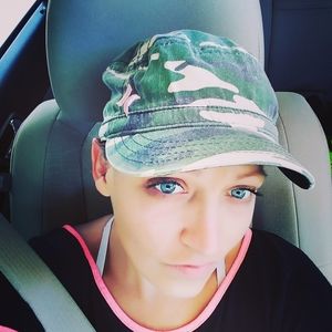 Meet your Posher, Brittny